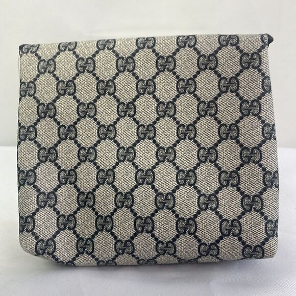 Gucci Small Vintage Blue Logo Clutch - Picture 5 of 9